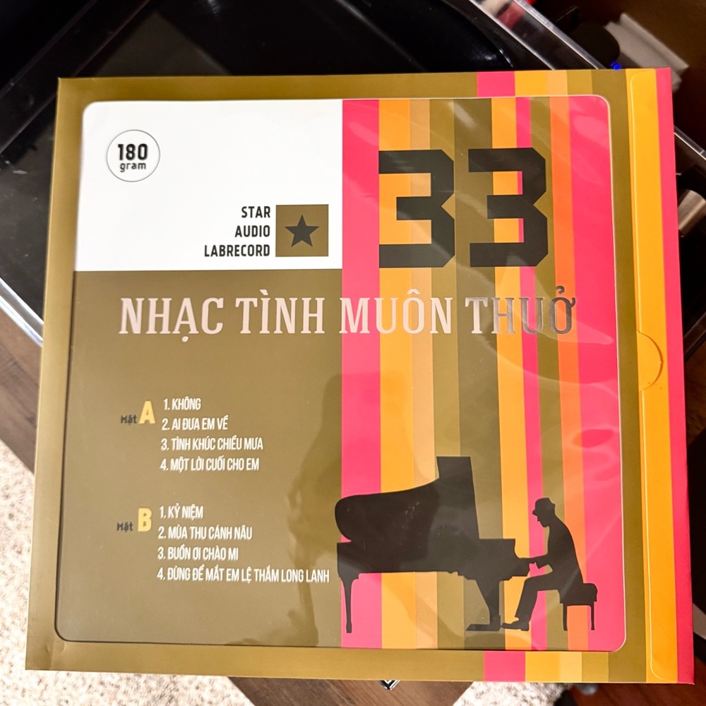 VIETNAM MUSIC VINYL RECORD. NHẠC TÌNH MUÔN THUỞ. BRAND NEW.